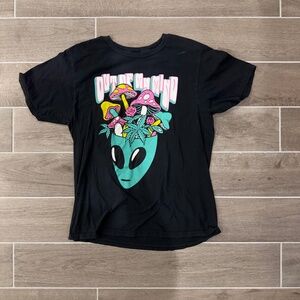 👽🌀 Eighty Eight Brand “Out of My Mind” Alien Graphic Tee • Black • Size L